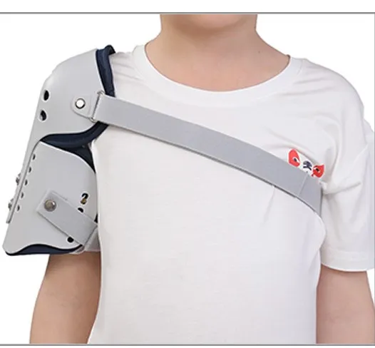 Ċineg protettiv tat-tfal